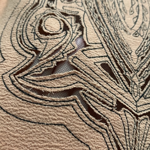 Gorgeous sugar lips dress - Picture 3 of 4